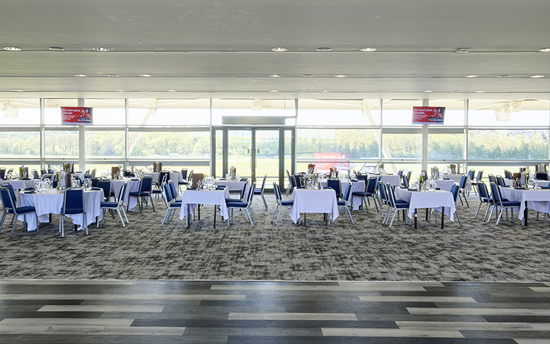 Newbury Racecourse Racegoers Restaurant 1